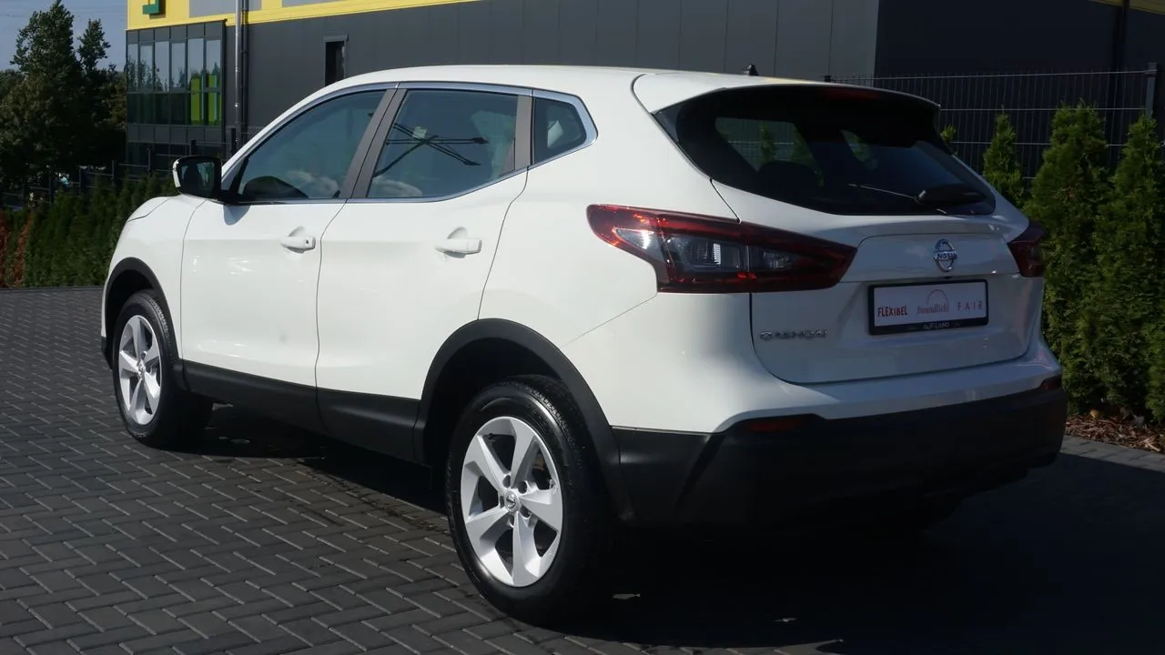 Nissan Qashqai 1.3 DIG-T...  Image 2