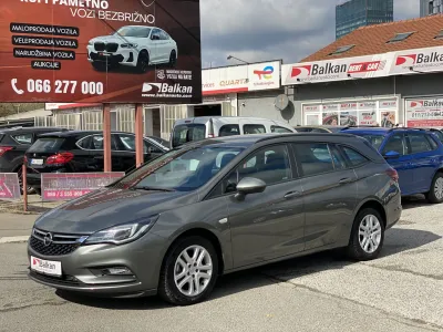 Opel Astra K 1.6 CDTI/NAV/LED